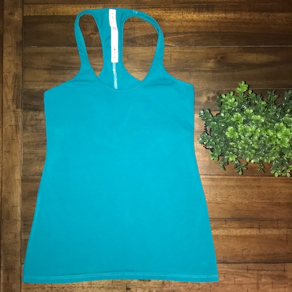 lululemon athletica Tops - EUC lululemon Teal Racerback Tank with Ruching